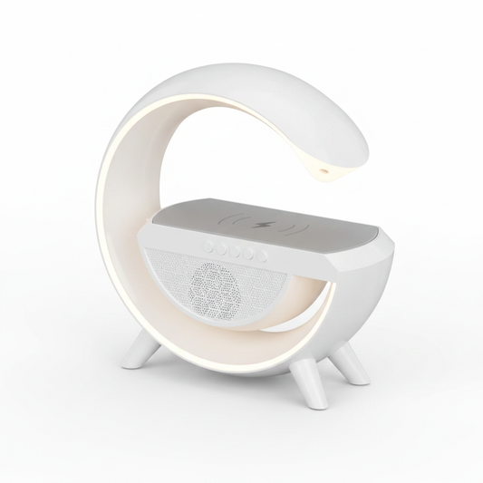 Lámpara inteligente LED RGB con altavoz Bluetooth y cargador inalámbrico 4 en 1, vista frontal, fondo blanco
